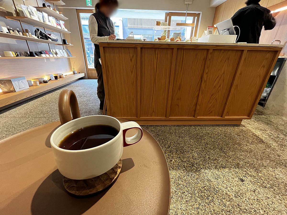 Kurasu Kyoto（クラス） 京都をベースとしているスペシャルティコーヒーショップ スペシャリティコーヒーを楽しめる　高倉通近く