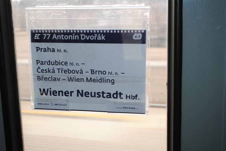 プラハ本駅 チェコ Praha hlavní nádraží オーストリアへ向かう