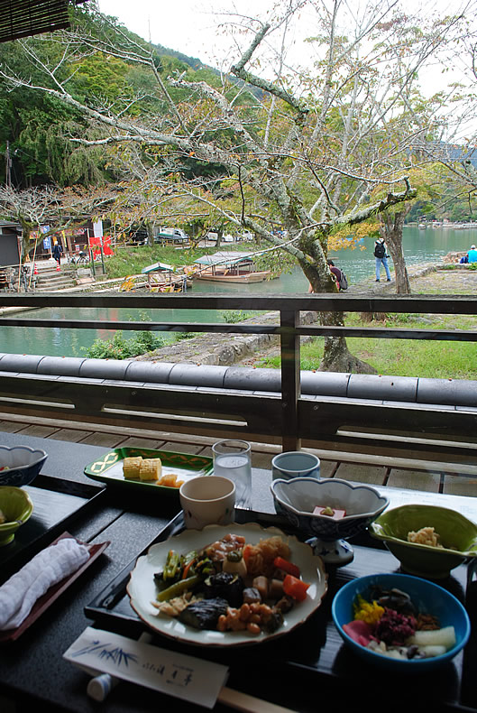 京都　嵐山　渡月亭