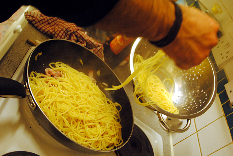 イタリア人が作る　パスタ　イタリア料理　サレント旅行　プゥーリャ　南イタリア　ビーチを楽しむ