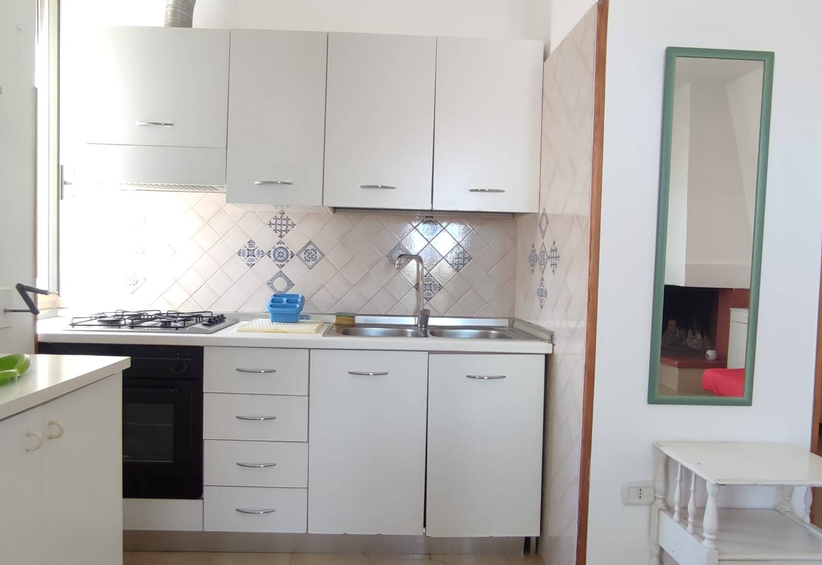 キッチン ポルトチェザーリオ フラットの台所