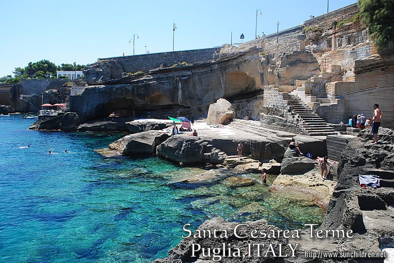 海が澄んでいて美しい-サンタチェザーレ・テルメ旅行-Santa Cesarea Terme travel アドリア海、地中海を楽しむ