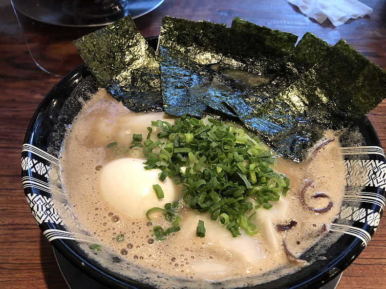 博多一双　博多ラーメン