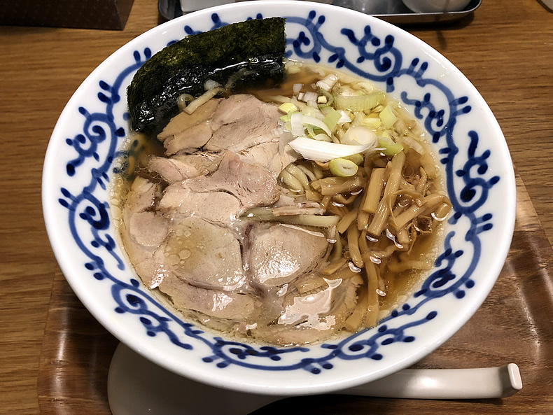 九州極上醤油ラーメン 支那そば「月や」