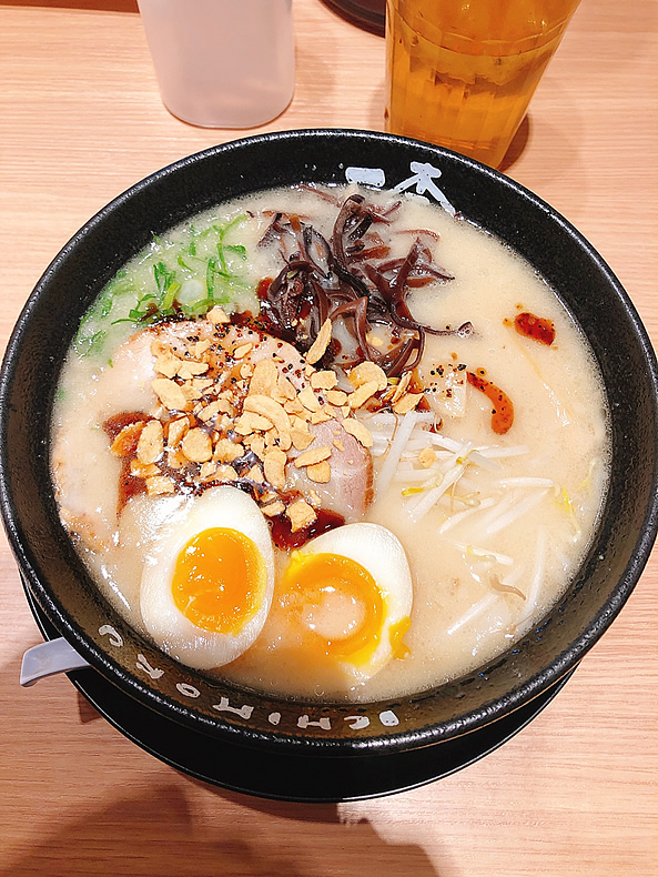 とんこつ　ラーメン一杢（いちもく）