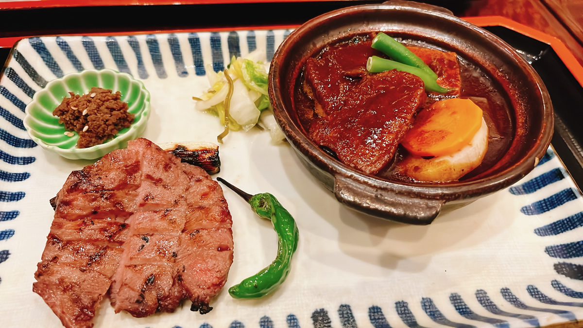 牛たん焼き 仙台 辺見 川崎アゼリア店の上タン焼きと和風タンシチュー定食