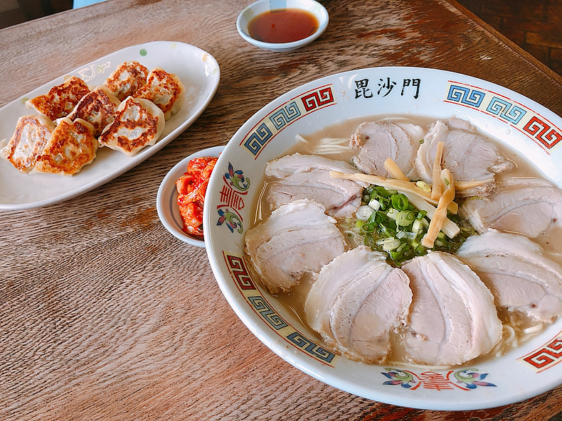 山口県の周南市　豚骨ラーメンの毘沙門（びしゃもん）