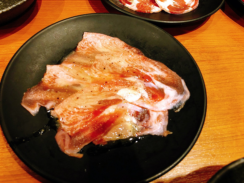 焼肉食べ放題の肉匠坂井