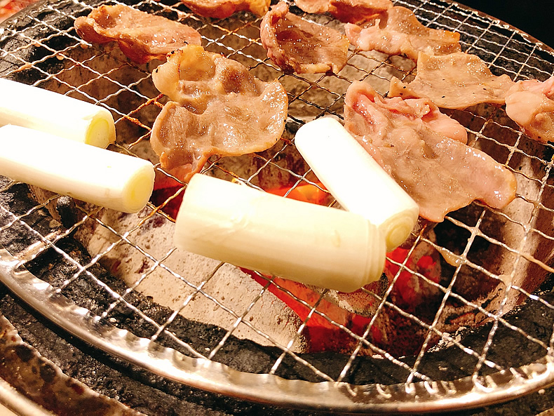 焼肉食べ放題の肉匠坂井