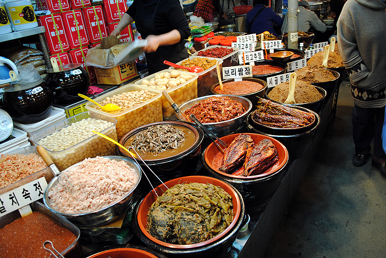 韓国料理の佃煮です　ソウル飯はやっぱりうまい