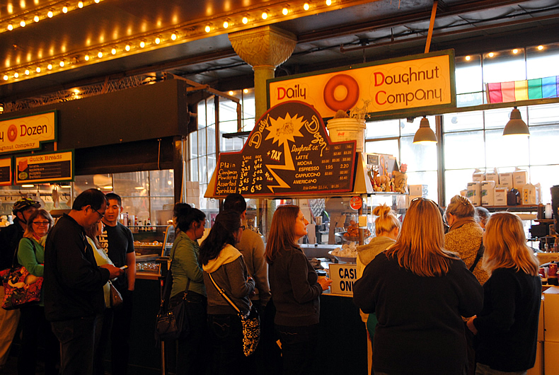 Daily Dozen Doughnut Company