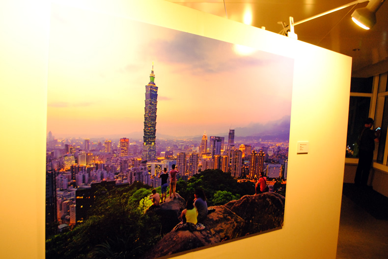 台湾のランドマークタワー　台北１０１ taipei101 one o one taipei